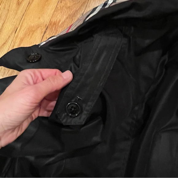 BURBERRY 3/4 COAT - Picture 8 of 12